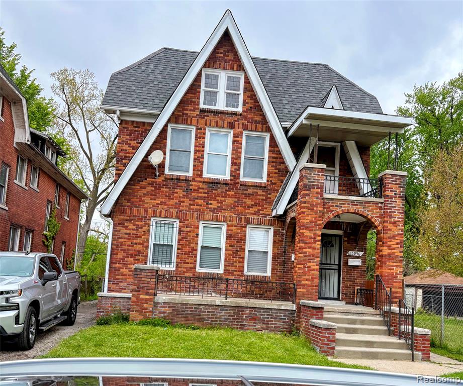 15954 NW Hackett Street NW, Detroit, MI 48227