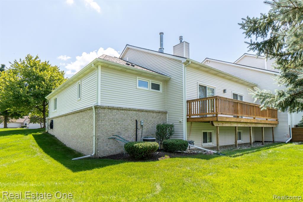 61024 Evergreen Court, 23, South Lyon, MI 48178 — Photo 40