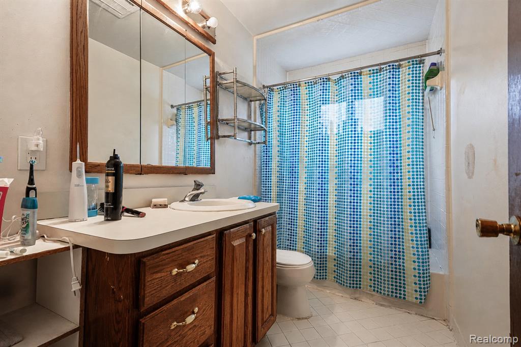 1366 Windham Street, Westland, MI 48186 — Photo 15