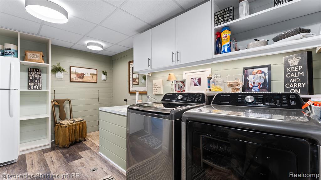 4301 Heatherwood Drive, Milford, MI 48381 — Photo 34