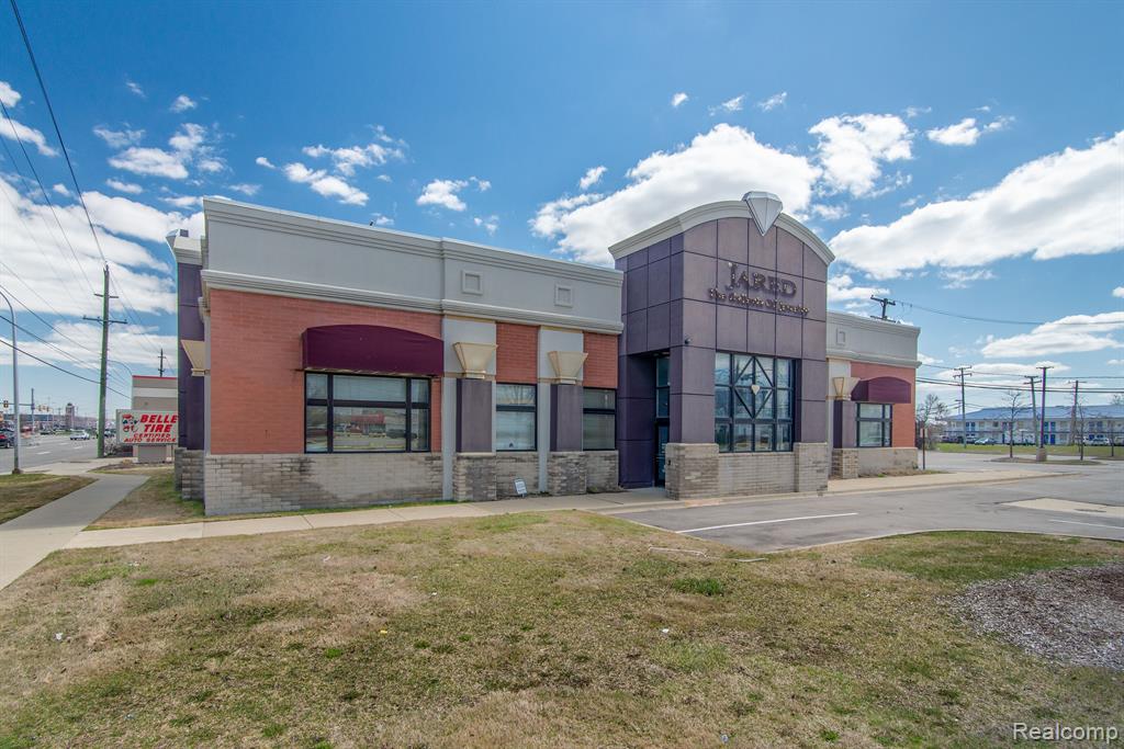 451 W 14 MILE Road - Photo 3
