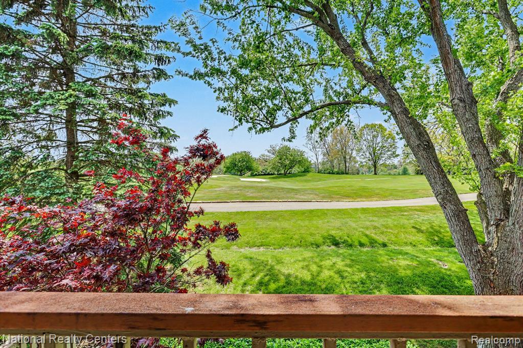 753 Oak Brook Ridge Drive, Rochester Hills, MI 48307 — Photo 7