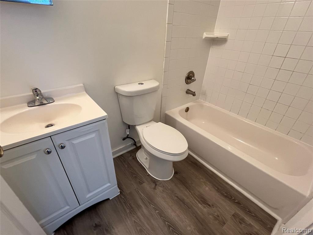 438 Kenilworth Avenue, Pontiac, MI 48342 — Photo 8