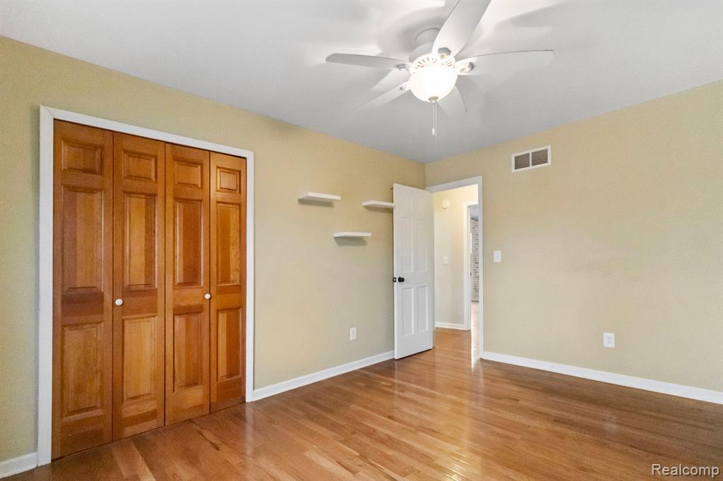 40088 SAAL Road, Sterling Heights, MI 48313 — Photo 21