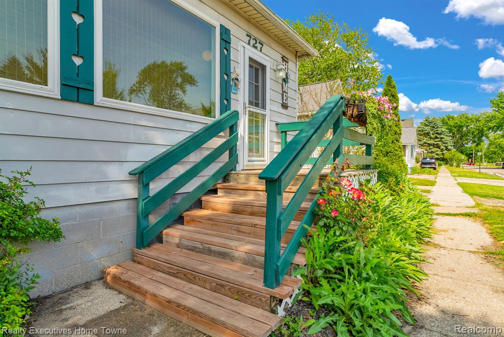727 Minnie Street, Port Huron, MI 48060 — Photo 3