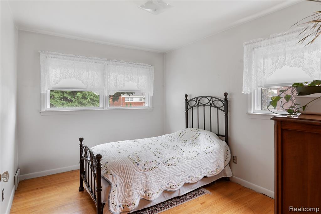 6651 Cardwell Street, Garden City, MI — Photo 11