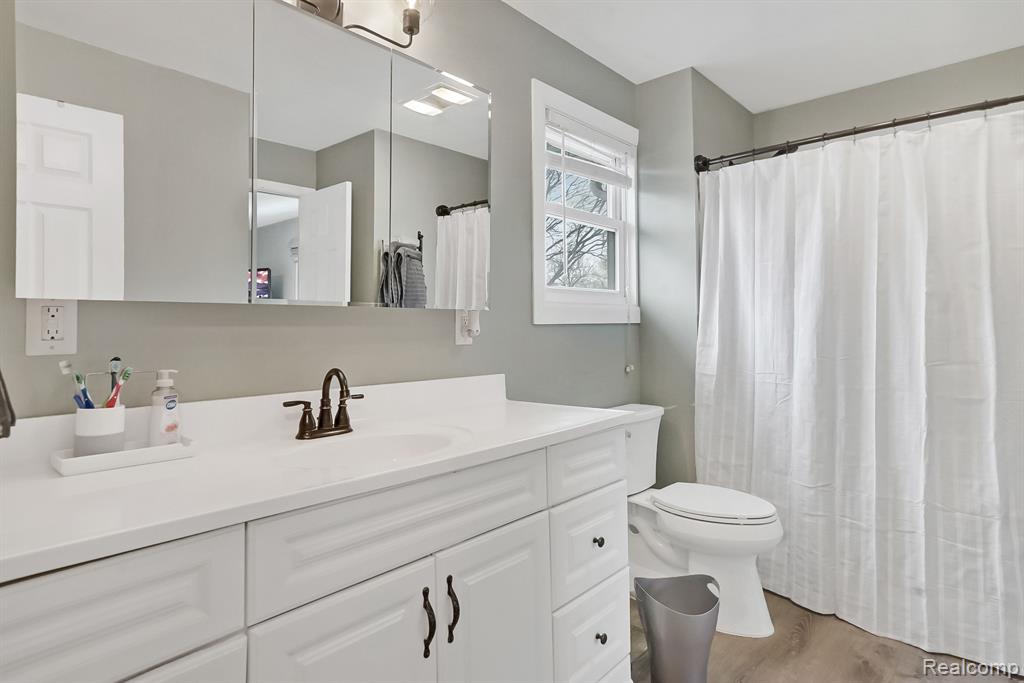 5065 Hyde Park Drive, Swartz Creek, MI 48473 — Photo 21