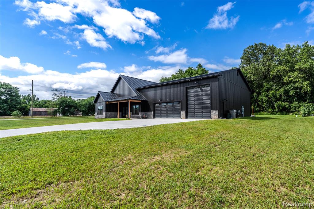 5486 Kidder Road, Almont, MI 48003 — Photo 58