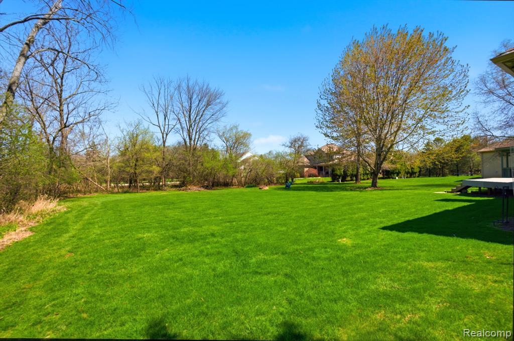 8488 Annette Avenue, Grosse Ile, MI 48138 — Photo 59