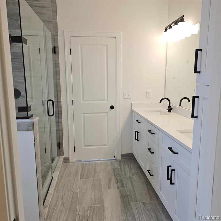 50009 MUSTANG Drive, Macomb, MI 48042 — Photo 8