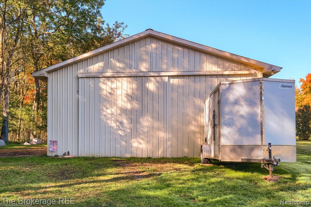5400 N Center Road, Genesee, MI 48506 — Photo 7
