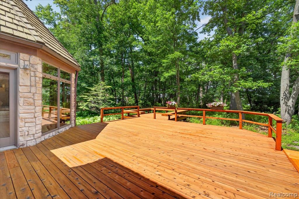 29498 E River Road, Grosse Ile, MI 48138 — Photo 47