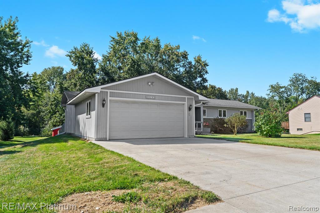 59191 Annah Drive, New Hudson, MI 48165 — Photo 3