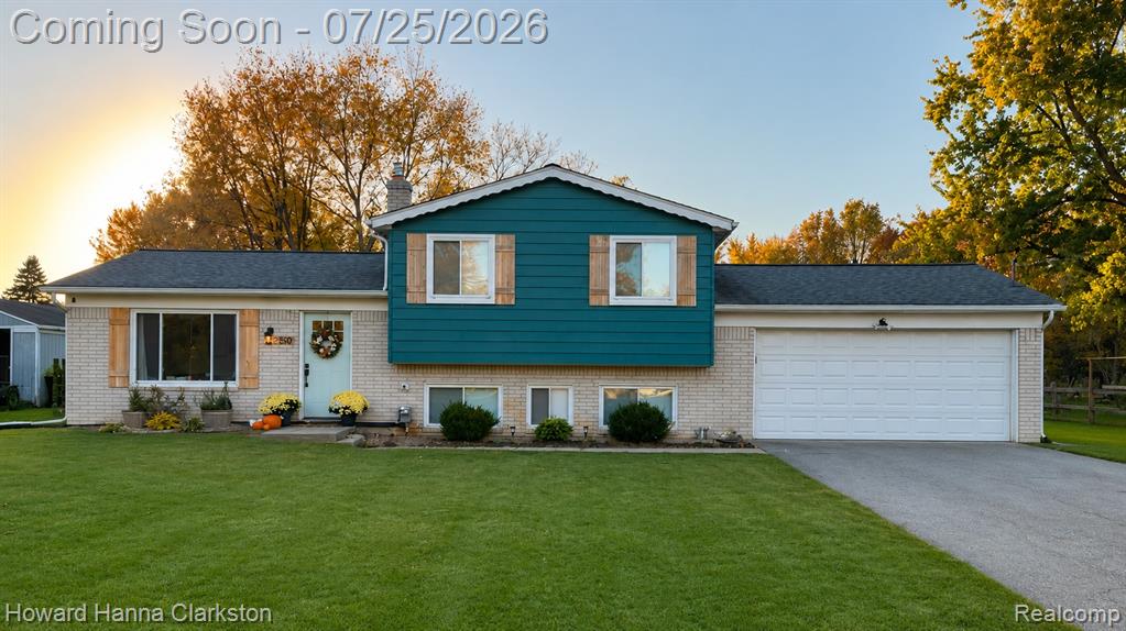 950 Beardon Road, Lake Orion, MI 48362
