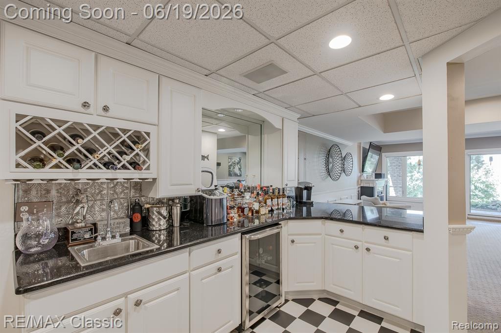 980 Sunset Drive, Waterford, MI 48328 — Photo 46