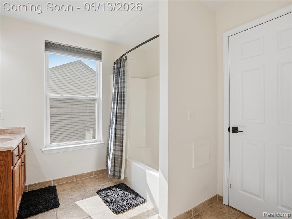 7668 Ring Neck Drive, Waterford, MI 48327 — Photo 19