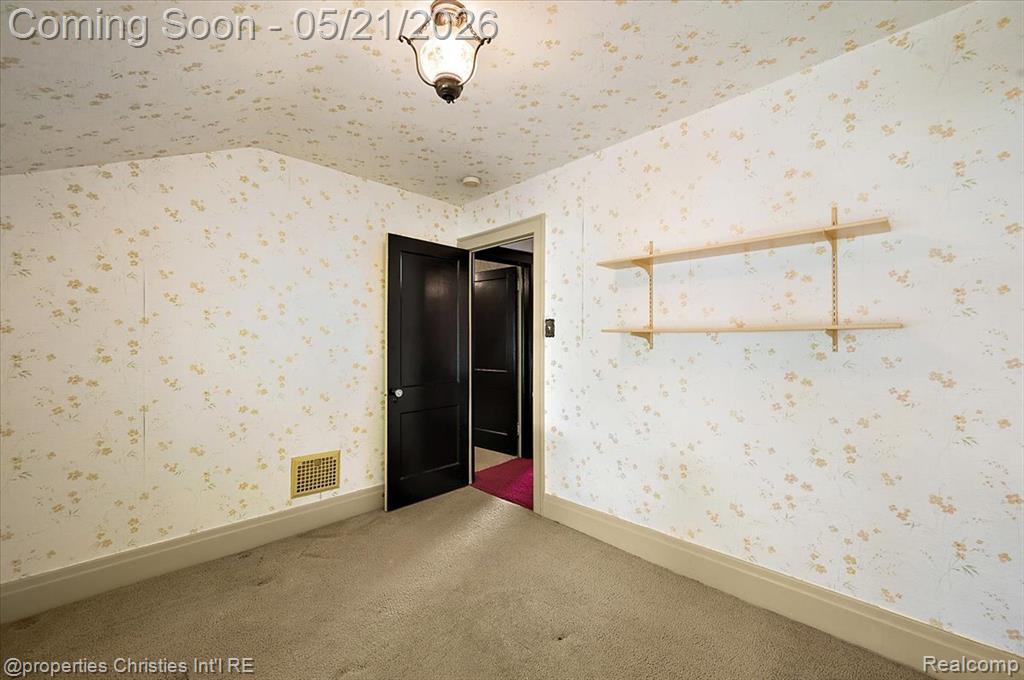 9820 Ingram Street, Livonia, MI 48150 — Photo 27