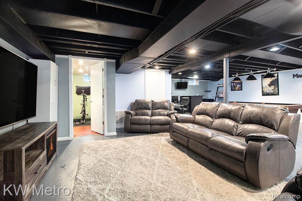 9168 Rockland, Redford, MI 48239 — Photo 24