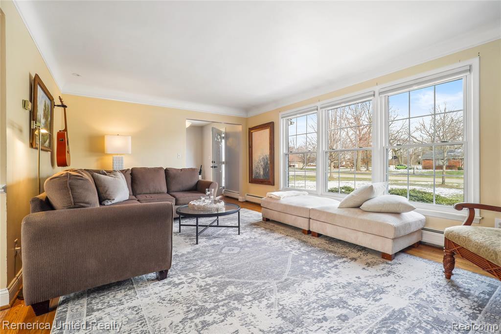 26028 Blossom Lane, Grosse Ile, MI 48138 — Photo 10