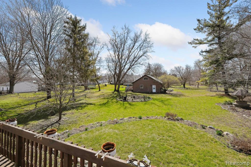 432 E FRANK Street, Fowlerville, MI 48836 — Photo 2