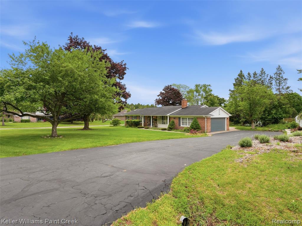 436 Broadleaf Drive, Rochester, MI 48306 — Photo 4