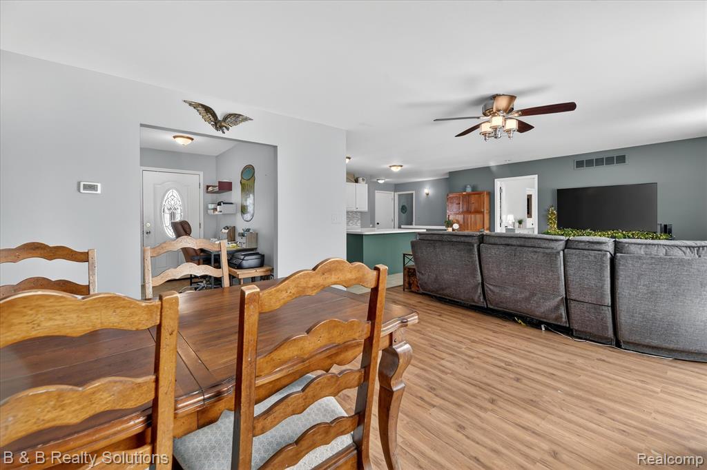 5769 Cobblestone Drive, North Branch, MI 48461 — Photo 11
