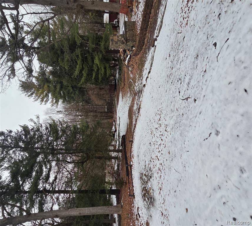 9515 Woodside Drive, Clarkston, MI 48348 — Photo 8
