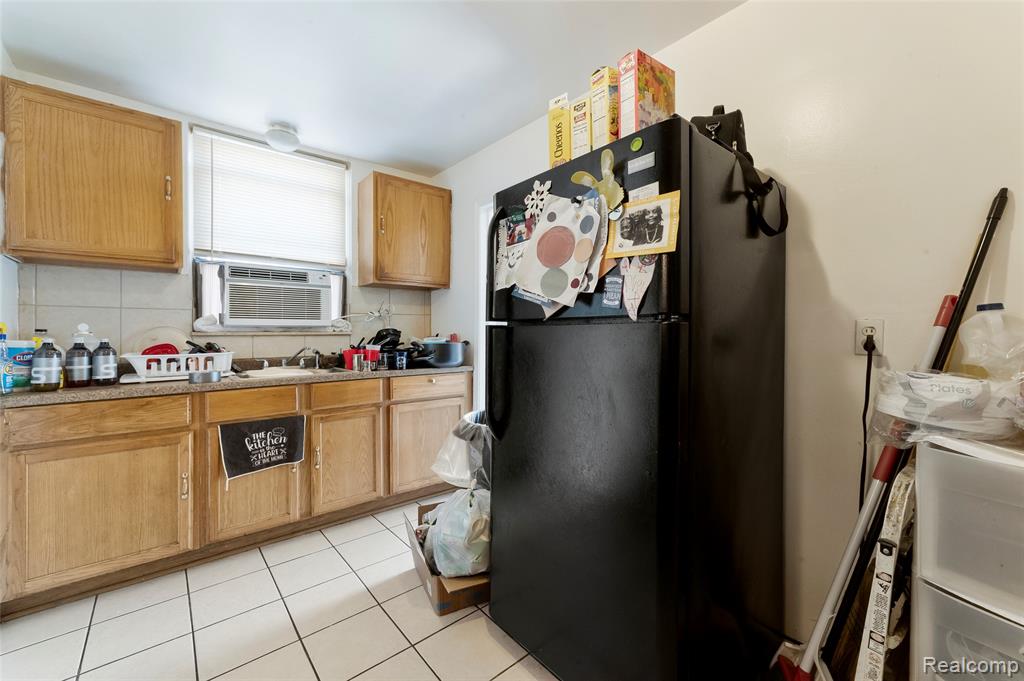 5279 Cadieux Road, Detroit, MI 48224 — Photo 7