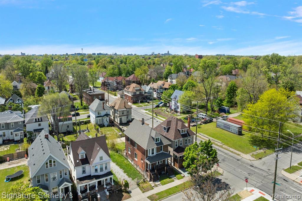 2571 Townsend Street, Detroit, MI 48214 — Photo 32