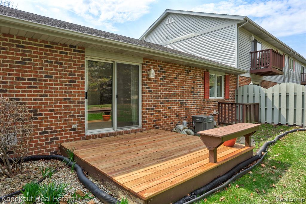 2 Wilshire Drive, Frankenmuth, MI 48734 — Photo 35