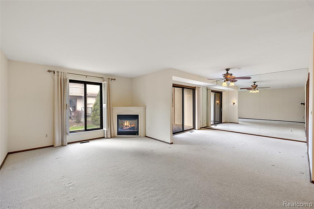 23243 Farmington Road, Farmington, MI 48336 — Photo 6