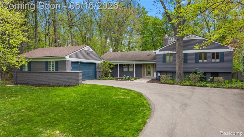 28455 Wellington Street, Farmington, MI 48334 — Photo 2