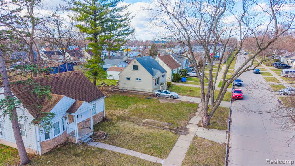 26115 Powers Avenue, Dearborn Heights, MI 48125 — Photo 3