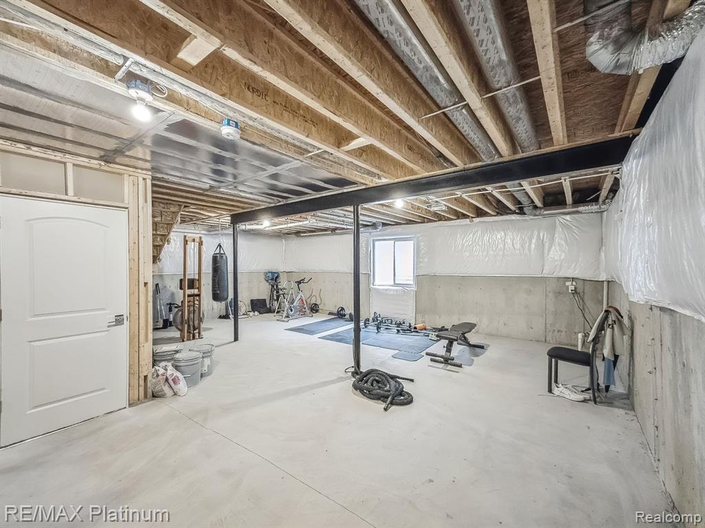 8194 ALYSSA Drive, Brighton, MI 48116 — Photo 33