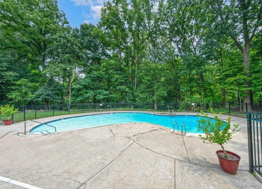 7610 WOODVIEW Street, 2, Westland, MI — Photo 20