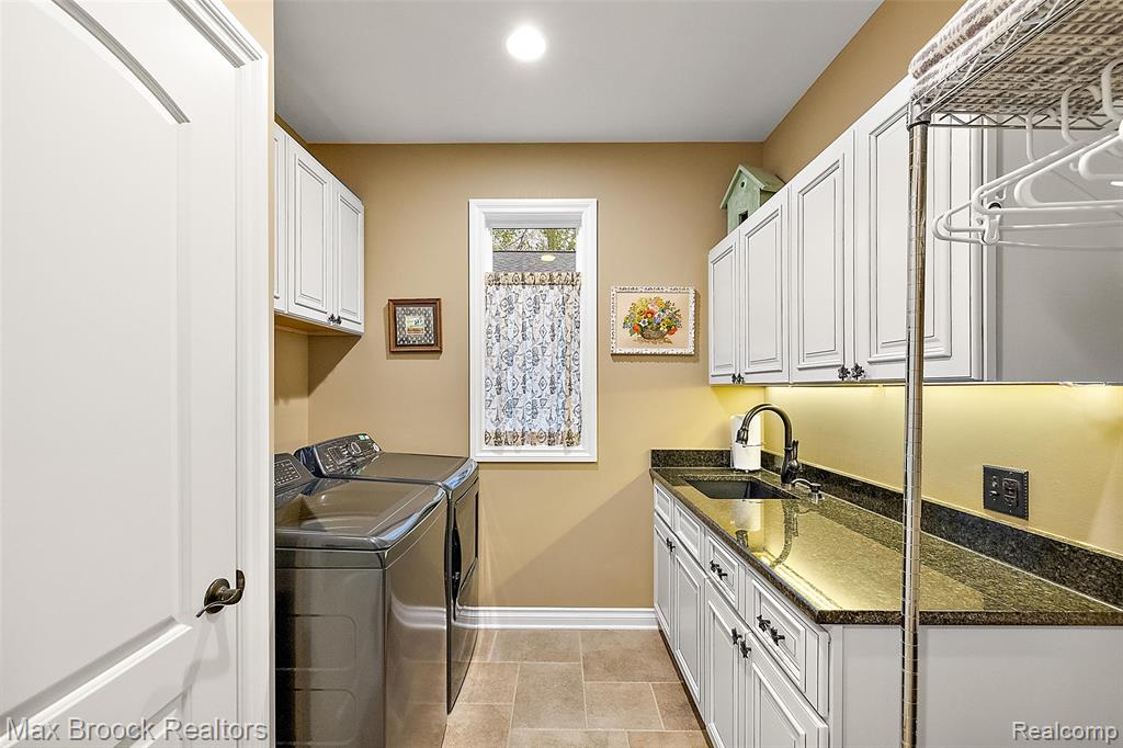 4353 Forest Avenue, Waterford, MI 48328 — Photo 14