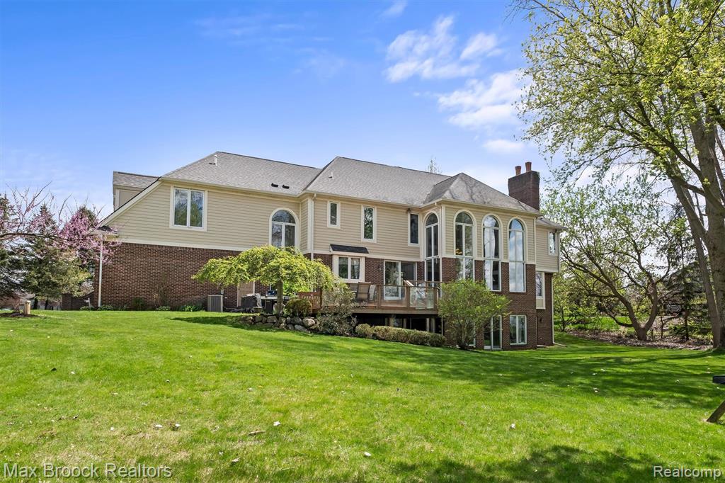 398 Shrewsbury Drive, Clarkston, MI 48348 — Photo 83
