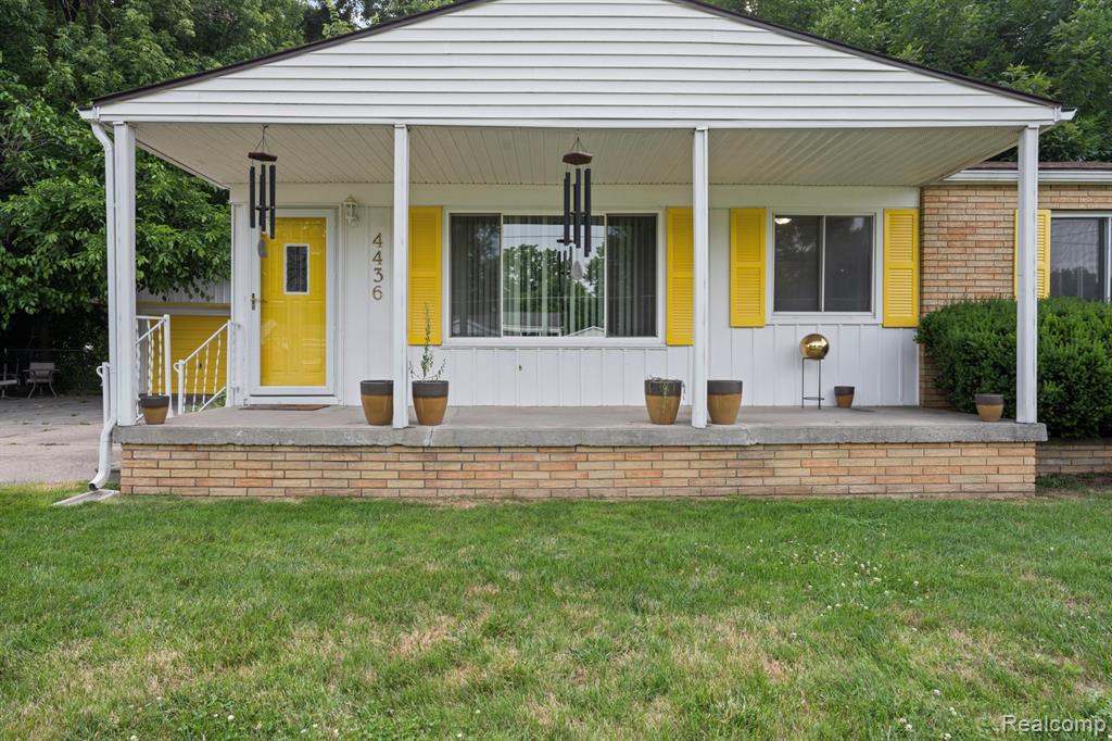 4436 Carmanwood Drive, Flint, MI 48507 — Photo 6