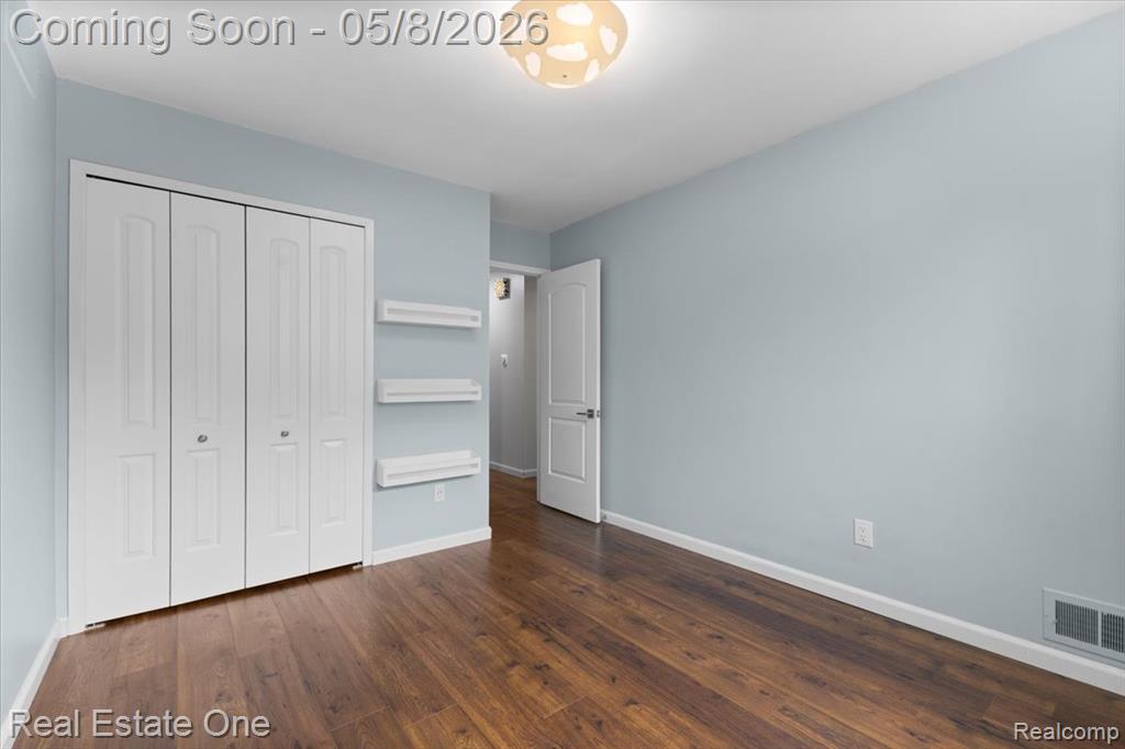 599 Thurber Drive, Troy, MI 48085 — Photo 7