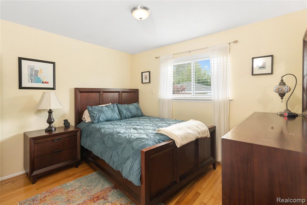 6523 N Vernon Street, Dearborn Heights, MI 48127 — Photo 8