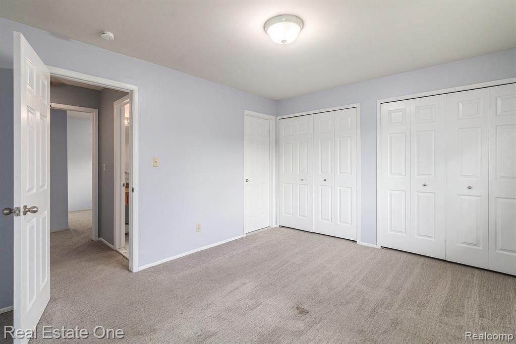 2420 Parmenter Boulevard, Royal Oak, MI, 48073