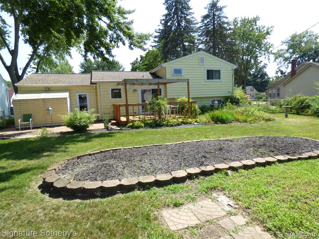 422 MASSOIT Street, Clawson, MI — Photo 24