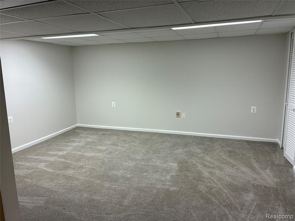 48421 Milonas Drive, Shelby Twp, MI 48315 — Photo 25
