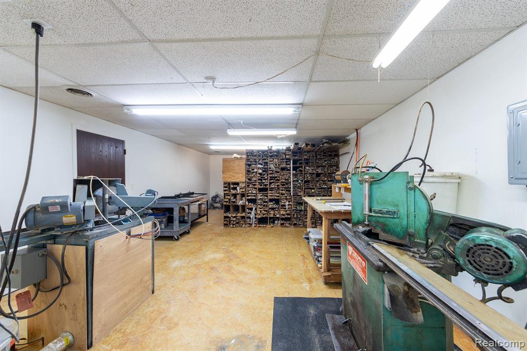 41200 W 10 MILE Road, Novi, MI — Photo 18