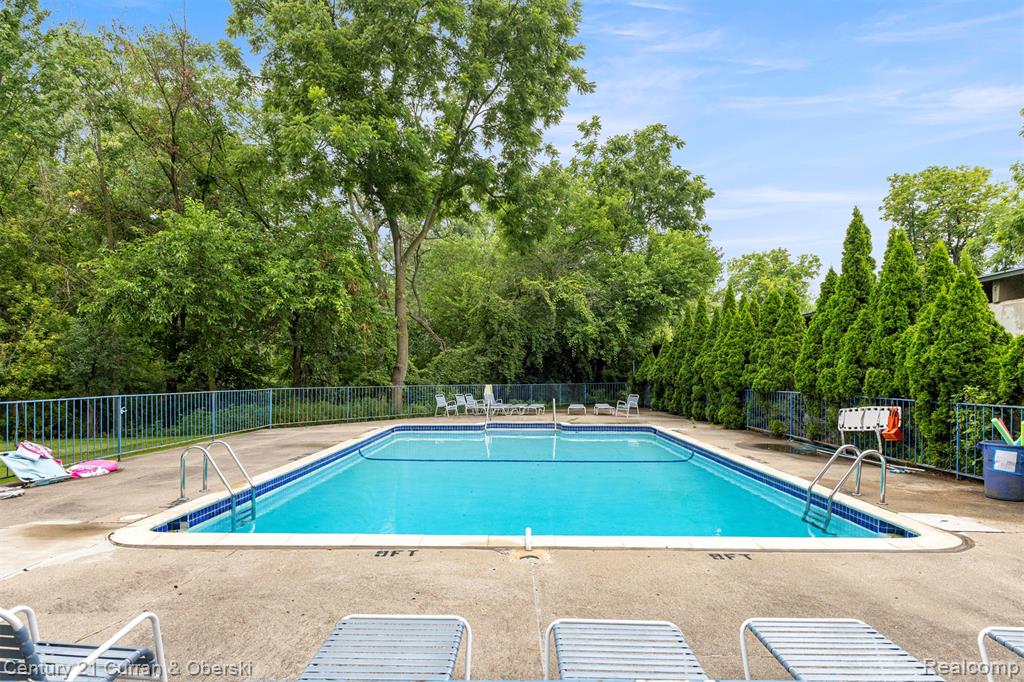 22700 Garrison Street, 404, Dearborn, MI 48124 — Photo 17