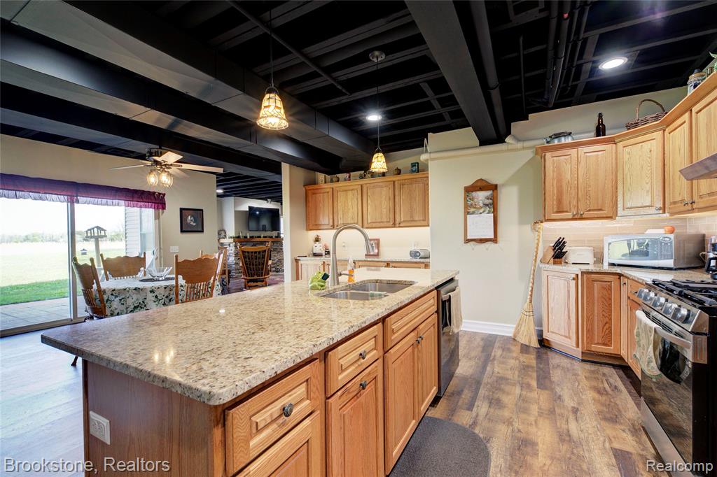 1266 Christine Drive, Lapeer, MI 48446 — Photo 45