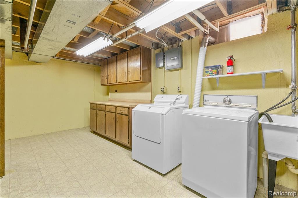 44611 Nantucket Drive, Canton, MI 48187 — Photo 20