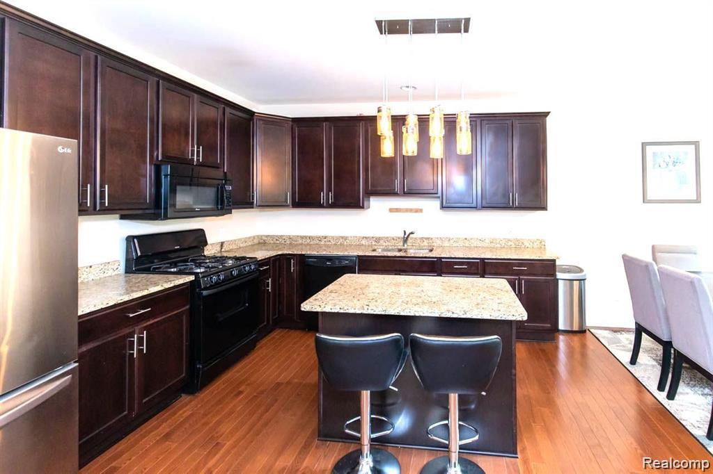 41578 Mitchell Road, Novi, MI — Photo 16