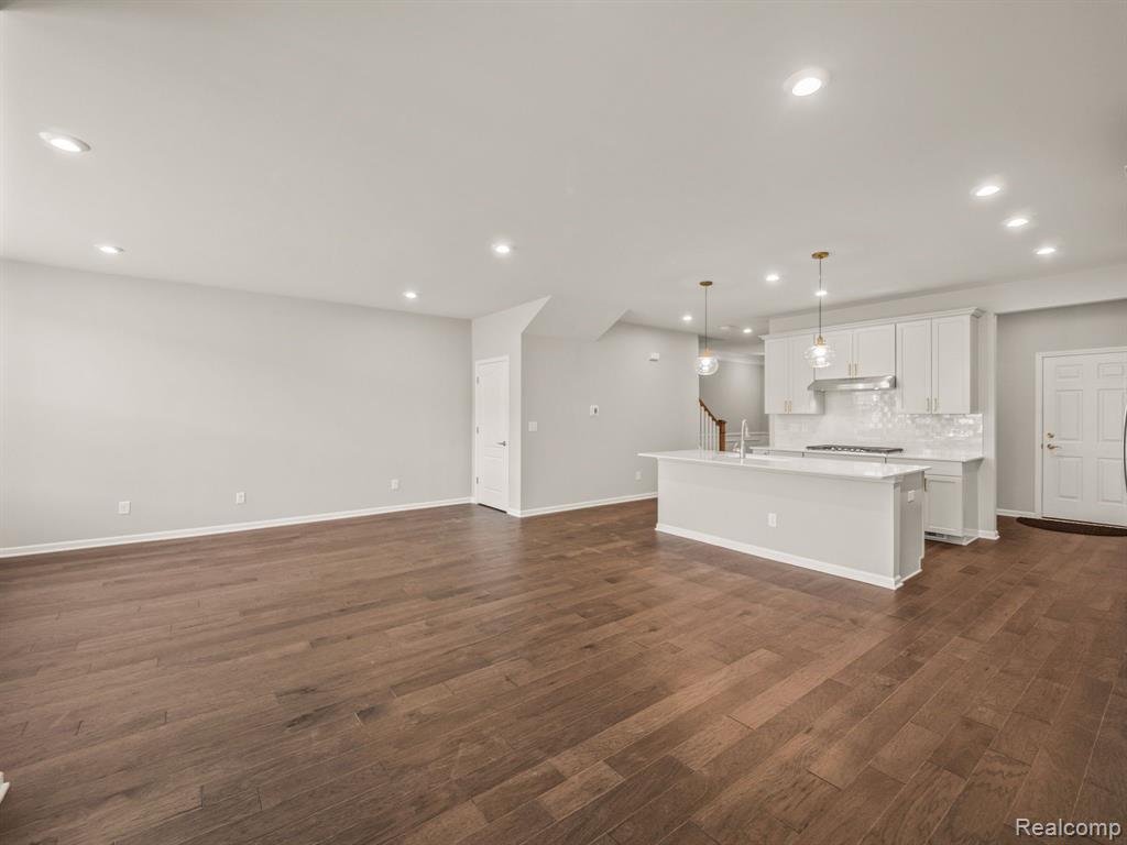 4837 GLENORA Drive, Lake Orion, MI — Photo 11