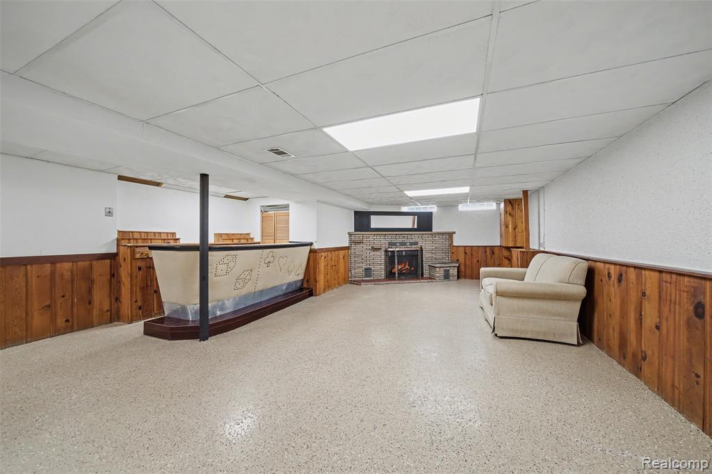 8031 Pardee Road, Taylor, MI 48180 — Photo 15